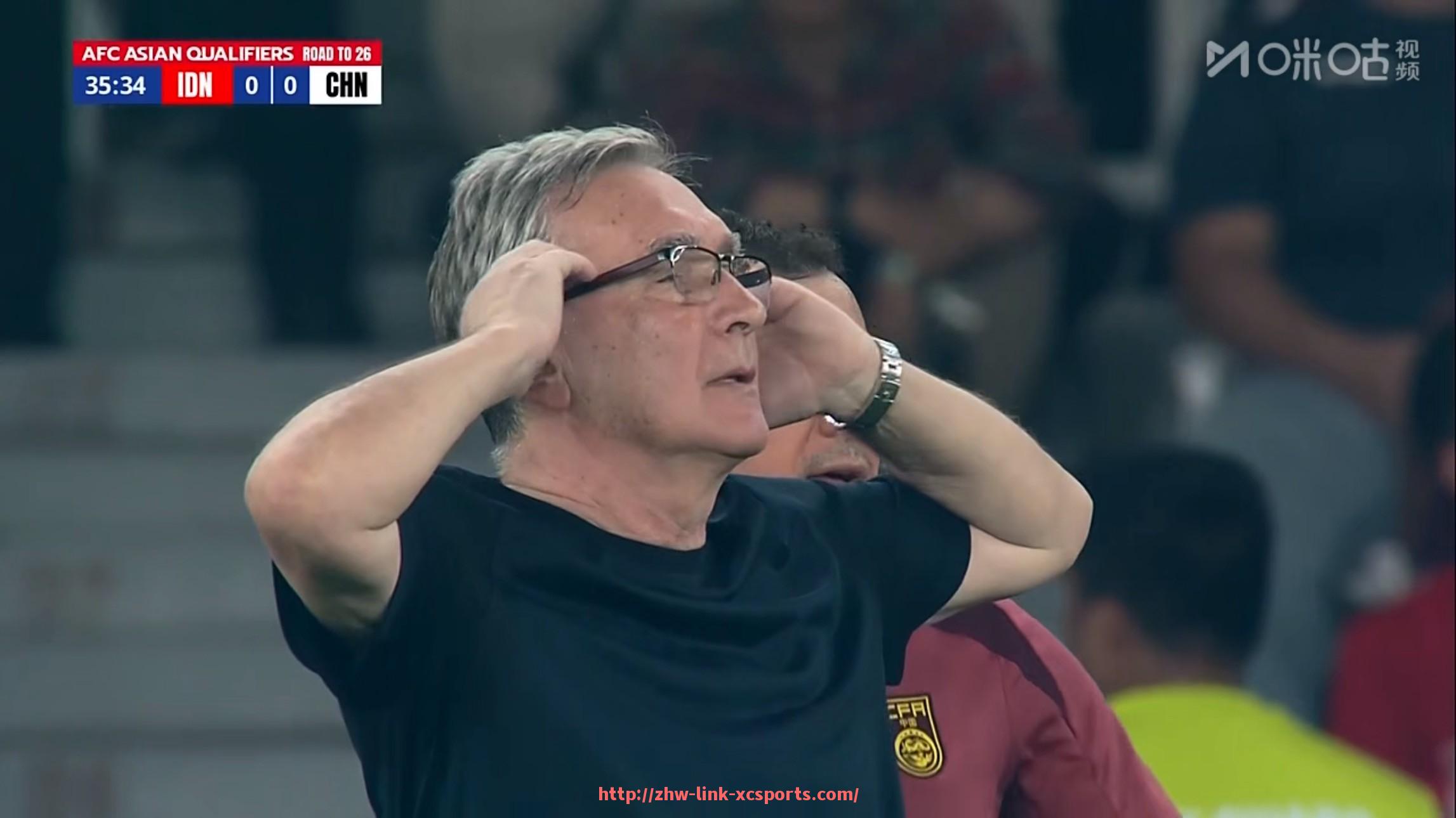 杏彩体育-世俱杯摄影作品精选：定格球场上的激情与瞬间